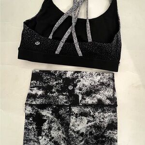 lululemon athletica SET Black and White Leggings WITH BRA.